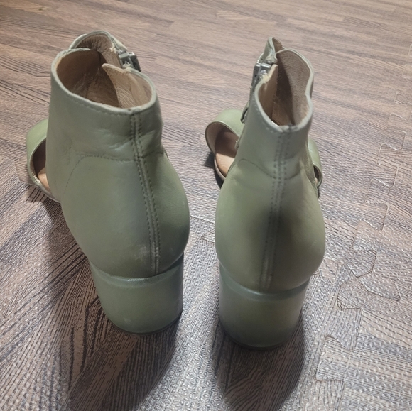 Miz Mooz Leather Heeled Sandals Brennan Midnight Shoes Sz 41 US 9.5-10 Green - Picture 4 of 8